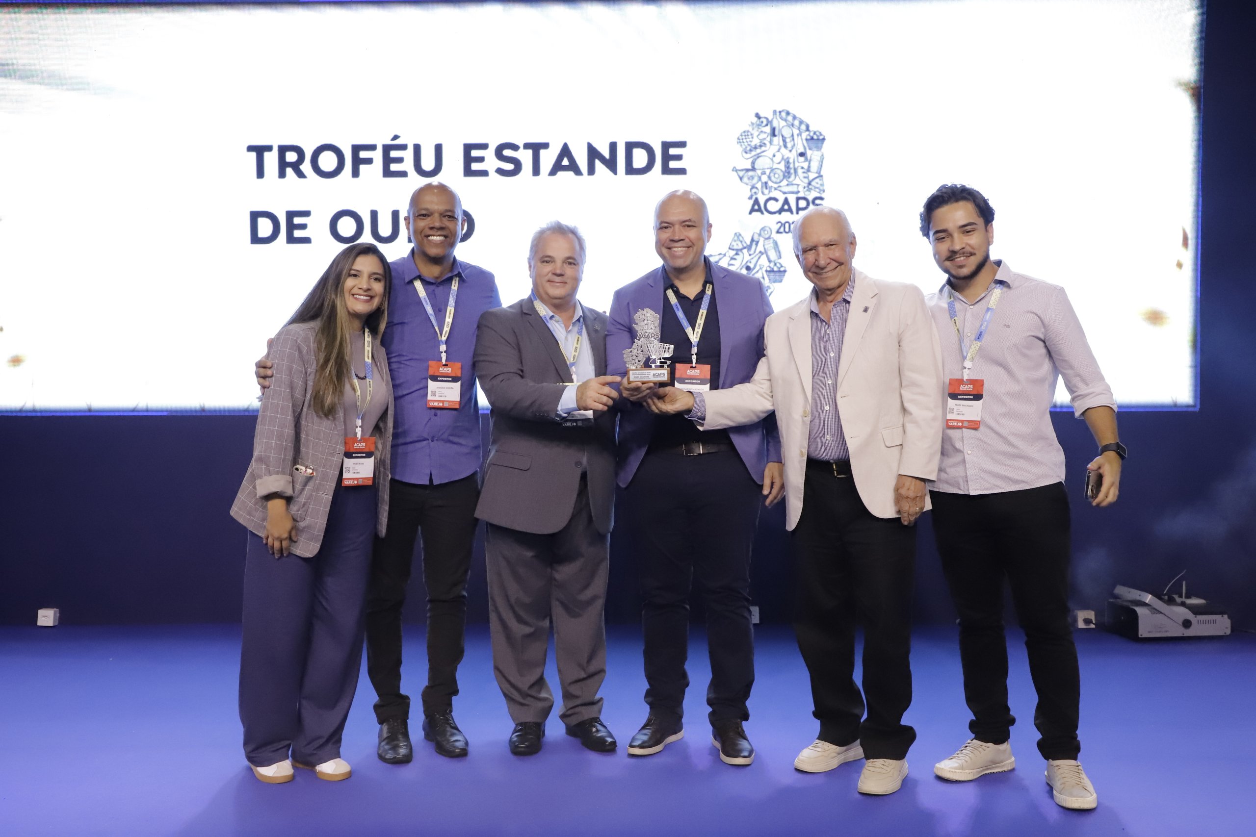 Imagem da galeria Estande de Ouro