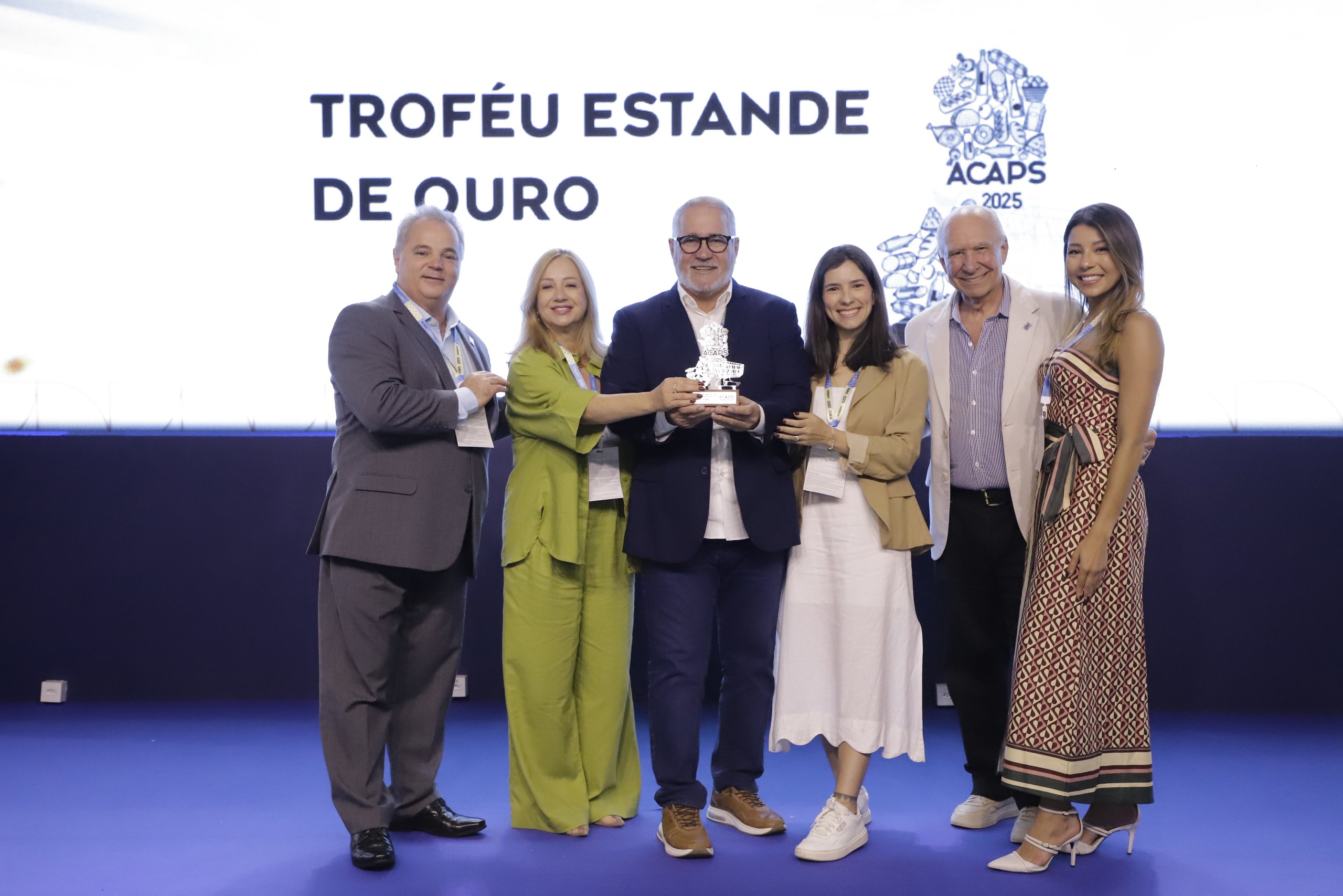 Imagem da galeria Estande de Ouro