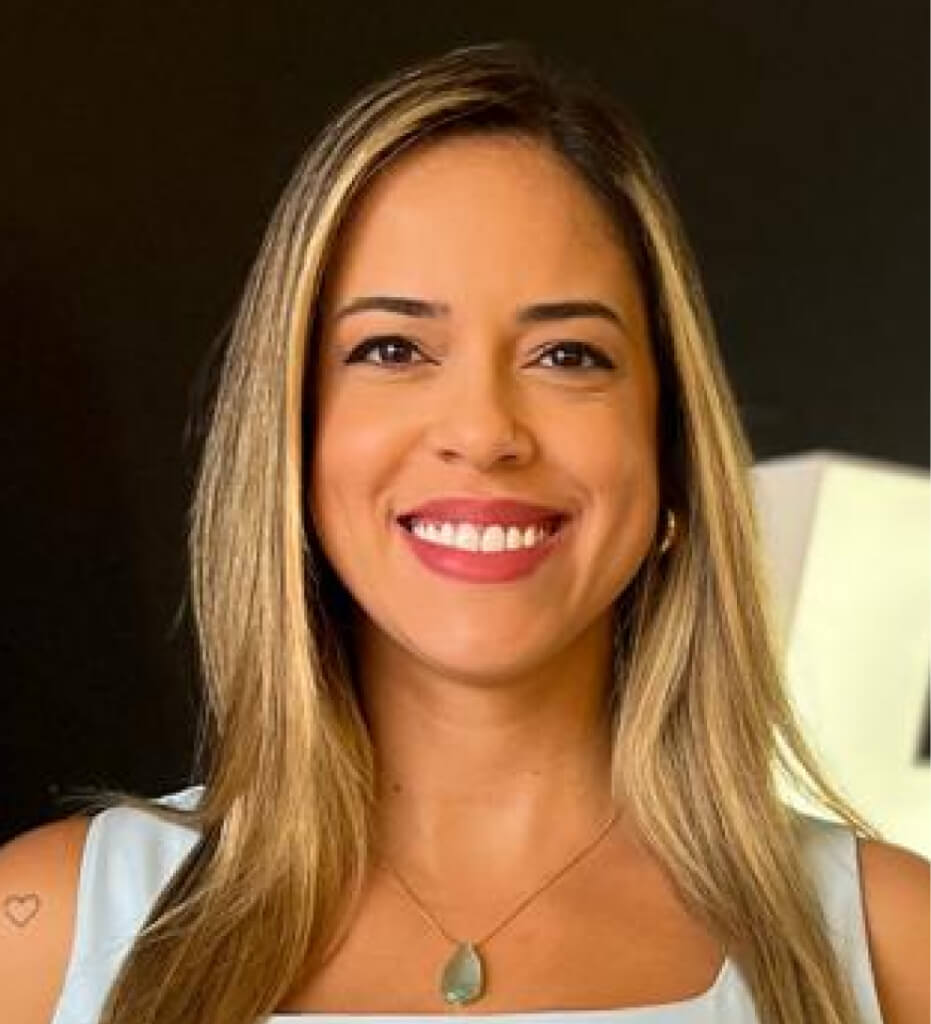 GEISIANE LEÃO