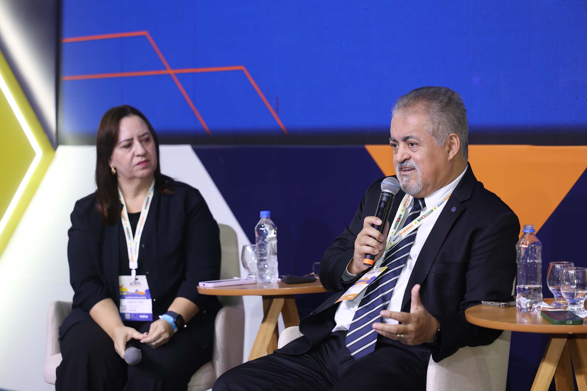 Imagem da galeria Congressos