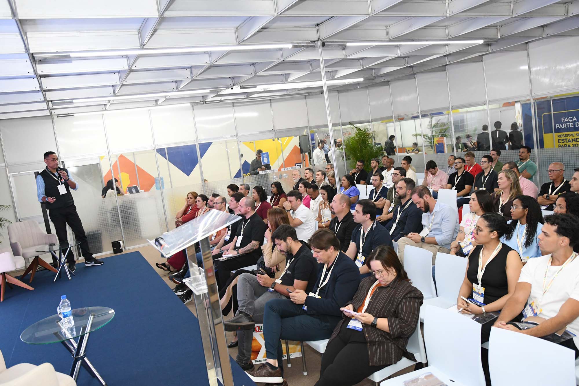 Imagem da galeria Congressos